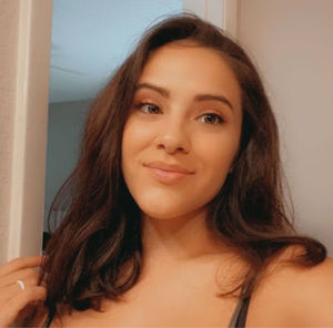 Meet your Posher, Alison